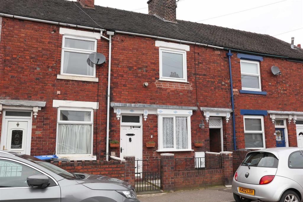 Ball Haye Green, Leek 2 bed terraced house £129,950