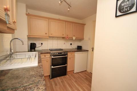 3 Longroyd, Thackley, Bradford, BD10 8WD
