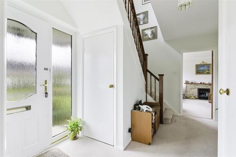 4 Greenway, Great Bookham, Leatherhead, KT23 3PA