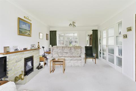 4 Greenway, Great Bookham, Leatherhead, KT23 3PA