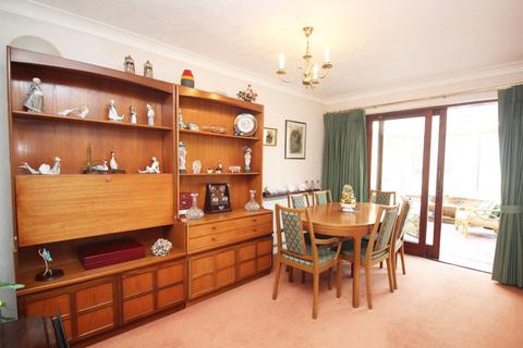 2 The Spinney, Stevenage, SG2 7BQ