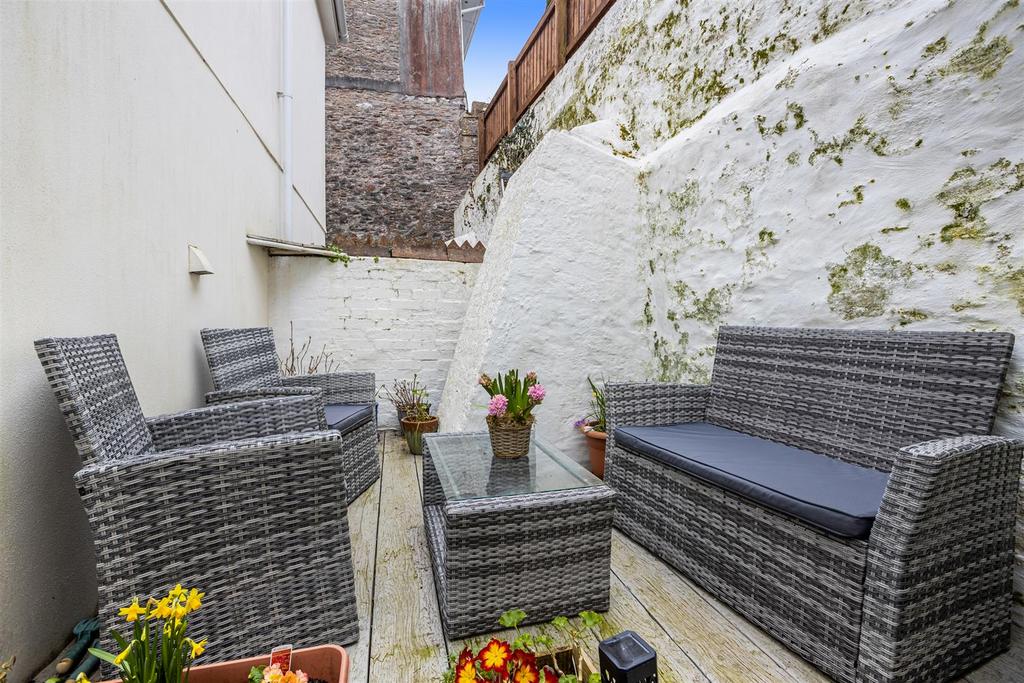 A14 - 20 Above Town Dartmouth - 230310.jpg