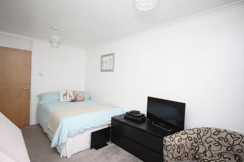 65 Warwick Road, Stevenage, SG2 0QR