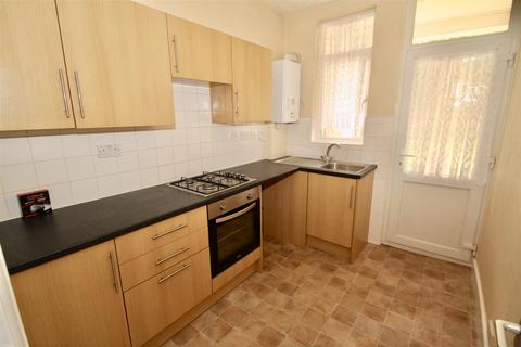 1 bedroom ground floor flat to rent - Durham Road, Southend-On-Sea