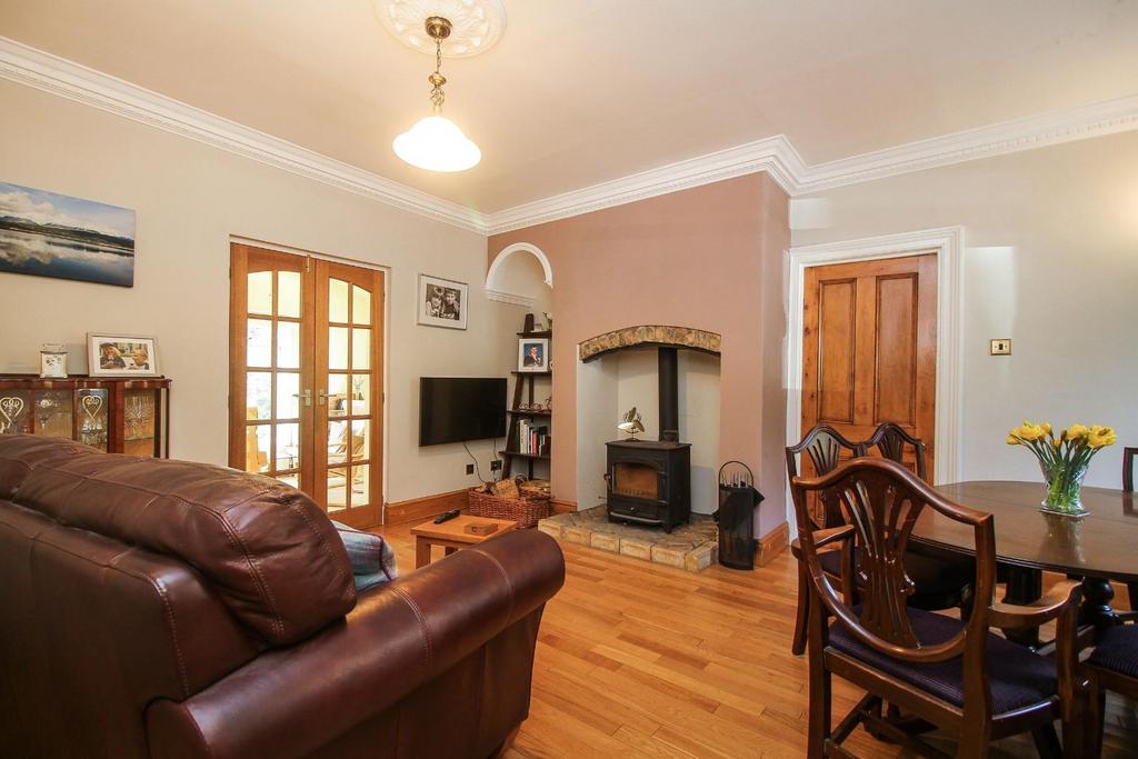 Dene Road, Rowlands Gill 5 bed detached house for sale £600,000