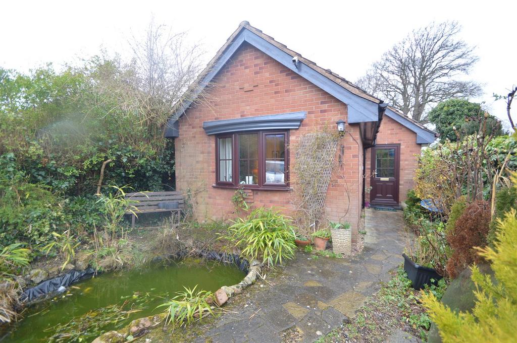 Three Oaks, Pontesbury Hill, Pontesbury, Shrewsbury, SY5 0XX 2 bed