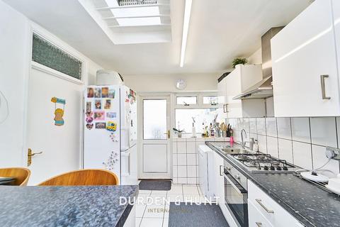 158 Croydon Road, London, E13 8ER