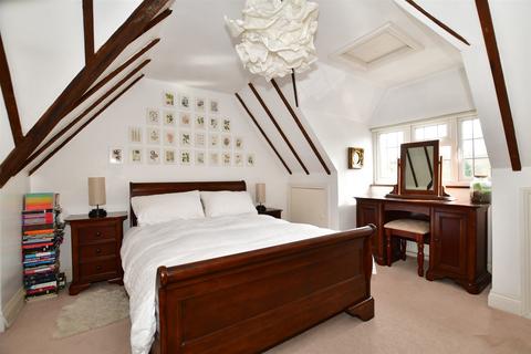 5 bedroom detached bungalow for sale - Riverside, Eynsford, Kent