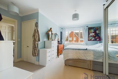 4 bedroom detached house for sale, Argent Way, Sittingbourne, ME10