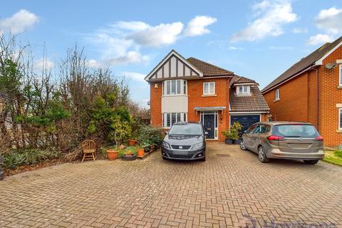 4 bedroom detached house for sale, Argent Way, Sittingbourne, ME10