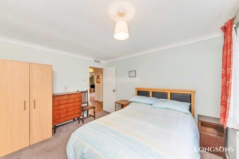 9 Masons Drive, Necton, Swaffham, PE37 8EE