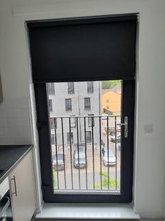 2 bedroom flat to rent, Ashtree Road, Shawlands, Glasgow, G43