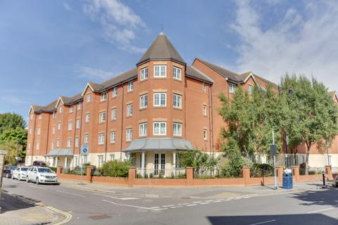 2 bedroom retirement property for sale - Queens Crescent, Southsea