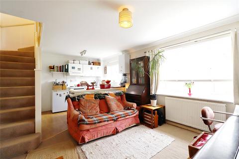 18 Fairmont Close, Belvedere, DA17 5LY