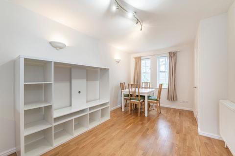 2 bedroom terraced house to rent, Meredith Mews, SE4