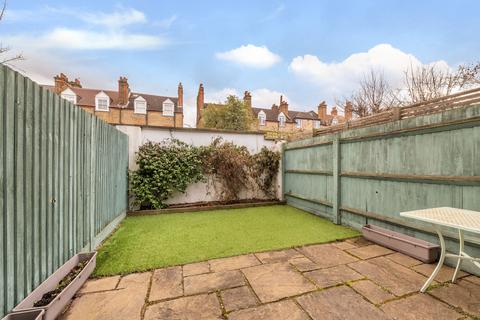 2 bedroom terraced house to rent, Meredith Mews, SE4