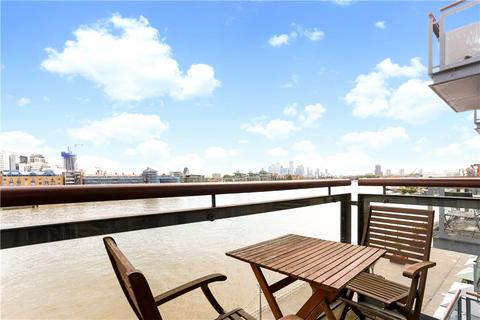 2 bedroom flat for sale, Spice Quay Heights, 32 Shad Thames, London, SE1
