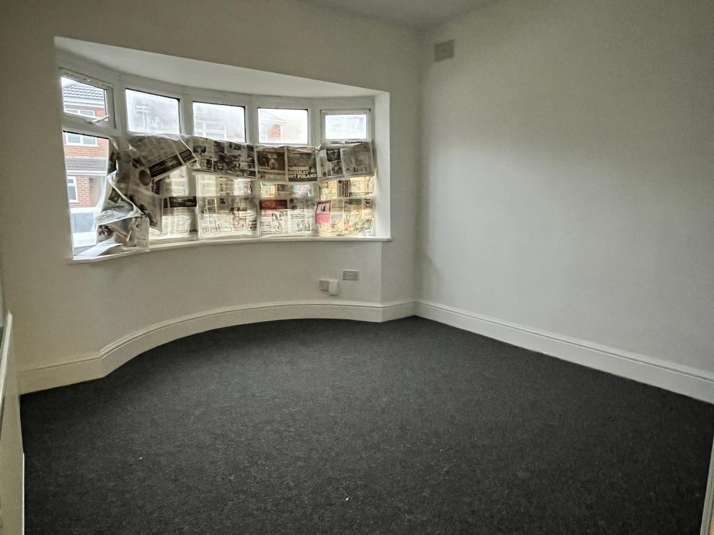 Melton Avenue, Leicester 2 bed bungalow £925 pcm (£213 pw)