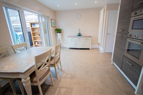 81 Butts Road, Ottery St Mary, EX11 1FP