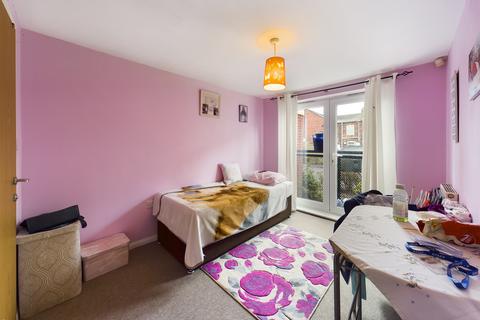 2 bedroom flat for sale, Wilton Court, Stoke-on-Trent, ST1