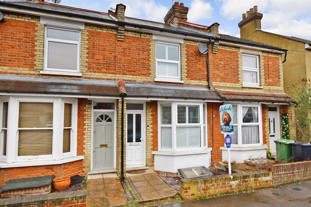 Campbell Road, Maidstone, Kent 2 bed terraced house £275,000