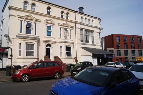 1 bedroom flat to rent, Pevensey Road, Eastbourne BN22