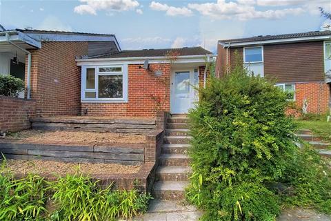 62 Elder Close, Winchester, SO22 4LH