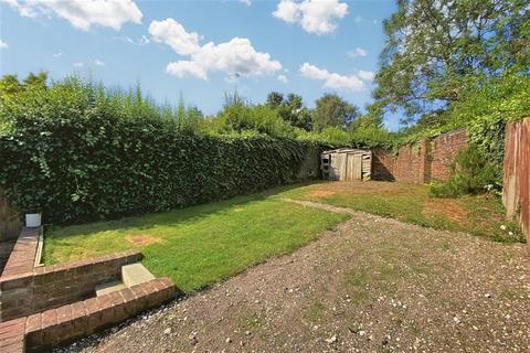 62 Elder Close, Winchester, SO22 4LH