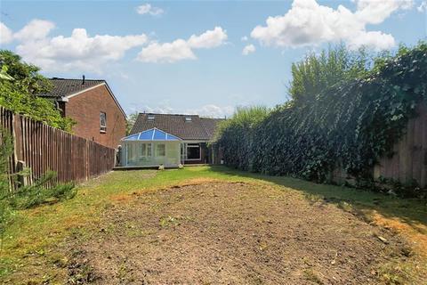 62 Elder Close, Winchester, SO22 4LH