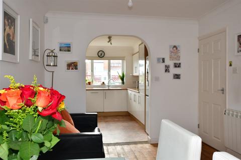 16 Belgrave Close, Ramsgate, CT11 9TW