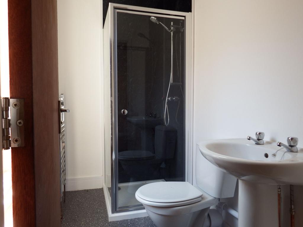 Walpole Road, Great Yarmouth, NR30 7 bed terraced house £455 pcm (£