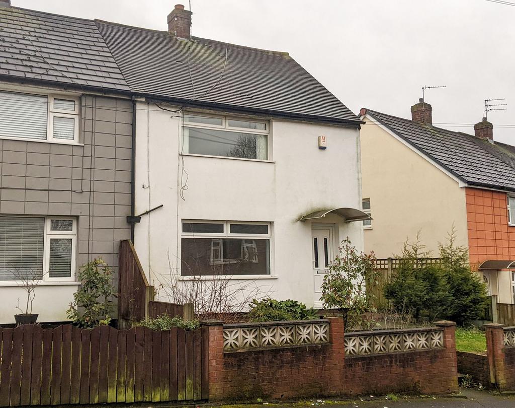 Curlew Road, Oldham, OL4 2 bed semidetached house £675 pcm (£156 pw)