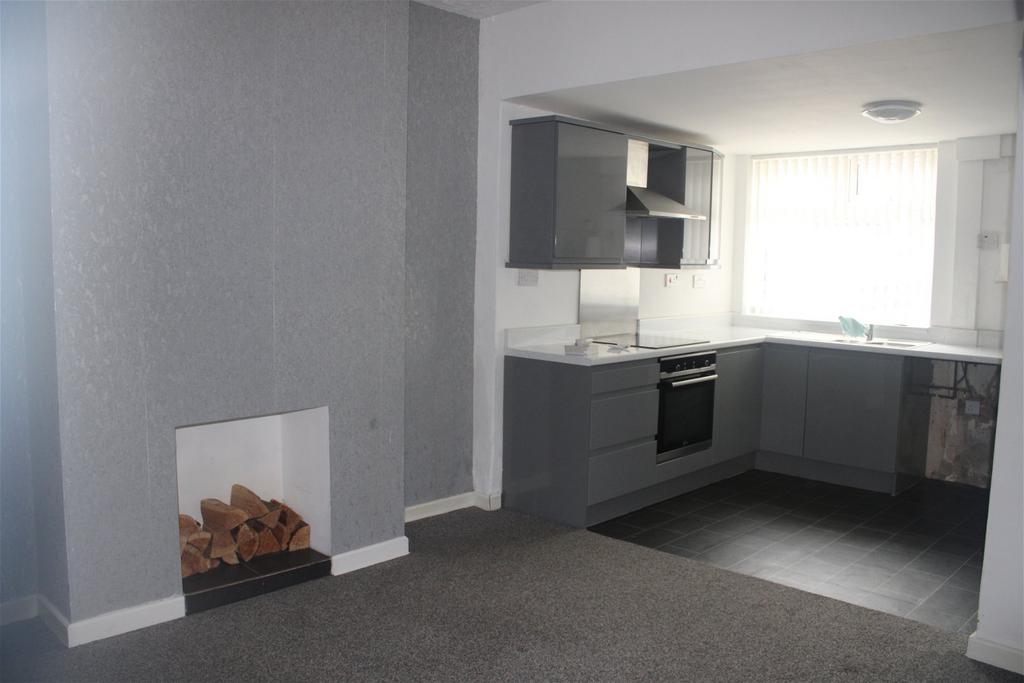 Albany Road, Prescot 2 bed terraced house £650 pcm (£150 pw)