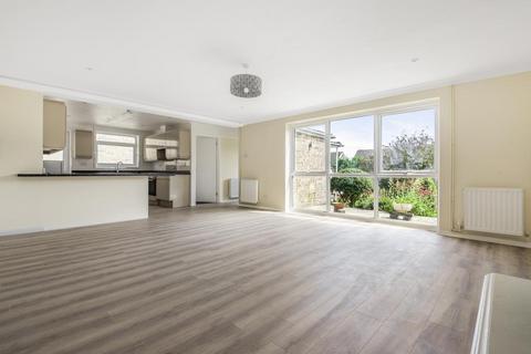 16 Cranbrook Drive, Kennington, Oxford, OX1 5RR