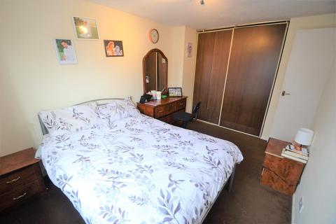 62 Hatchett Road, Feltham, TW14 8DX