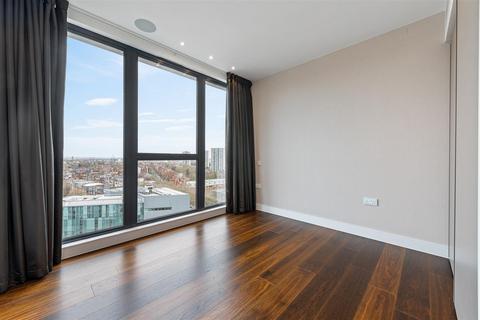 3 bedroom penthouse for sale, Centre Heights, London, NW3