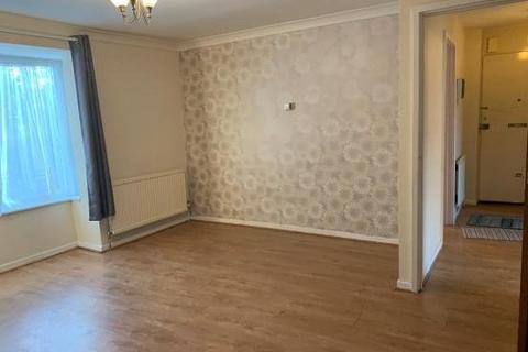 2 bedroom flat to rent, Grays Lane, H13