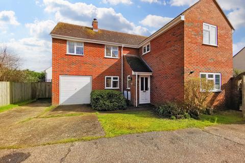 4 bedroom detached house for sale - Longleaf Drive, Braintree CM7