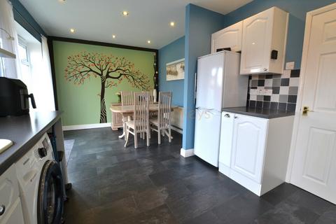 100 Cotswold Gardens, Gateshead, NE11 9LE