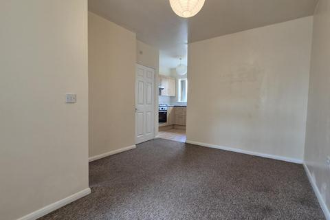 3 bedroom detached house to rent, Chiltern Road, Dunstable, LU6