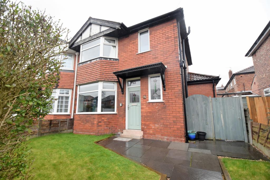 Leamington Road, Winton, Eccles, M30 3 bed semidetached house £269,950