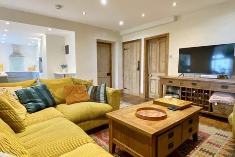 23 High Street, Delabole, PL33 9AA