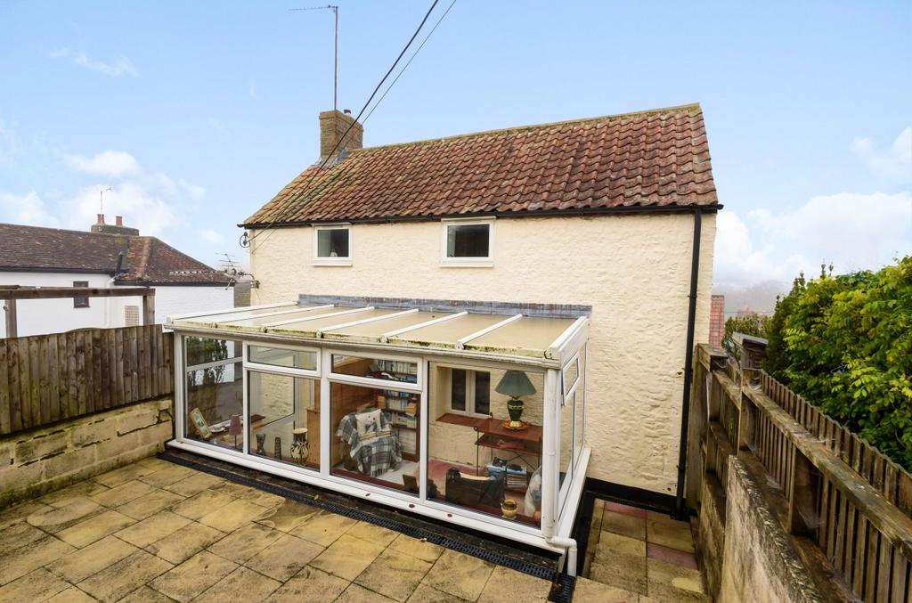 Chapel Street, Warminster, BA12 2 bed cottage for sale £230,000
