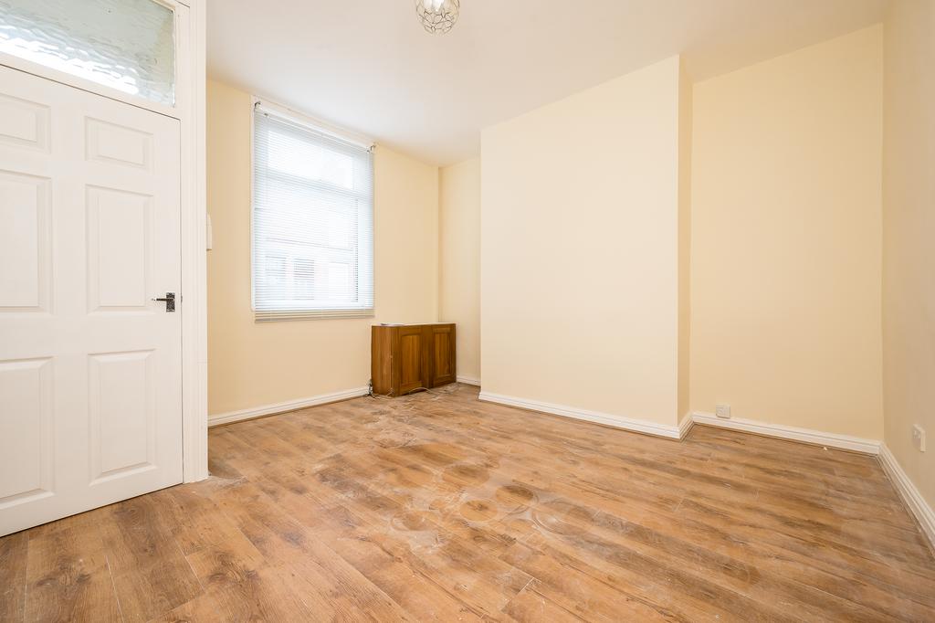 Exeter Street, St Helens, WA10 2 bed terraced house £95,000