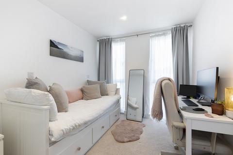 Flat 4, 19 Fairview Road, Cheltenham, GL52 2AD