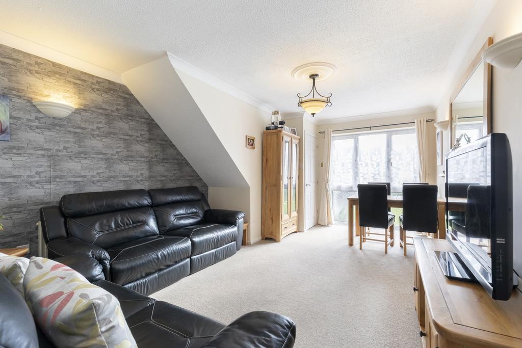 Windyridge Gardens, Cheltenham GL50 4SY 2 bed terraced house for sale £222,000