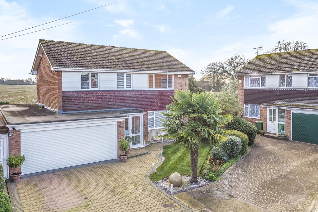 Hemel Hempstead, Hertfordshire, HP3 4 bed detached house for sale £