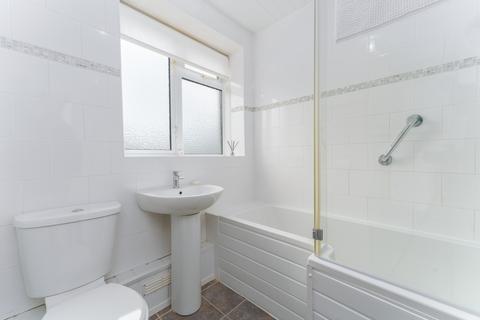 26 Greenbank Court Flats, 16 Hill Crescent, Clarkston, Glasgow, G76 8DQ