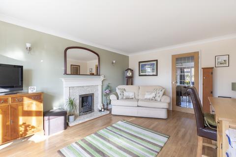 11 Cheriton Close, Up Hatherley, Cheltenham, GL51 3NR