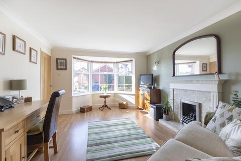 11 Cheriton Close, Up Hatherley, Cheltenham, GL51 3NR